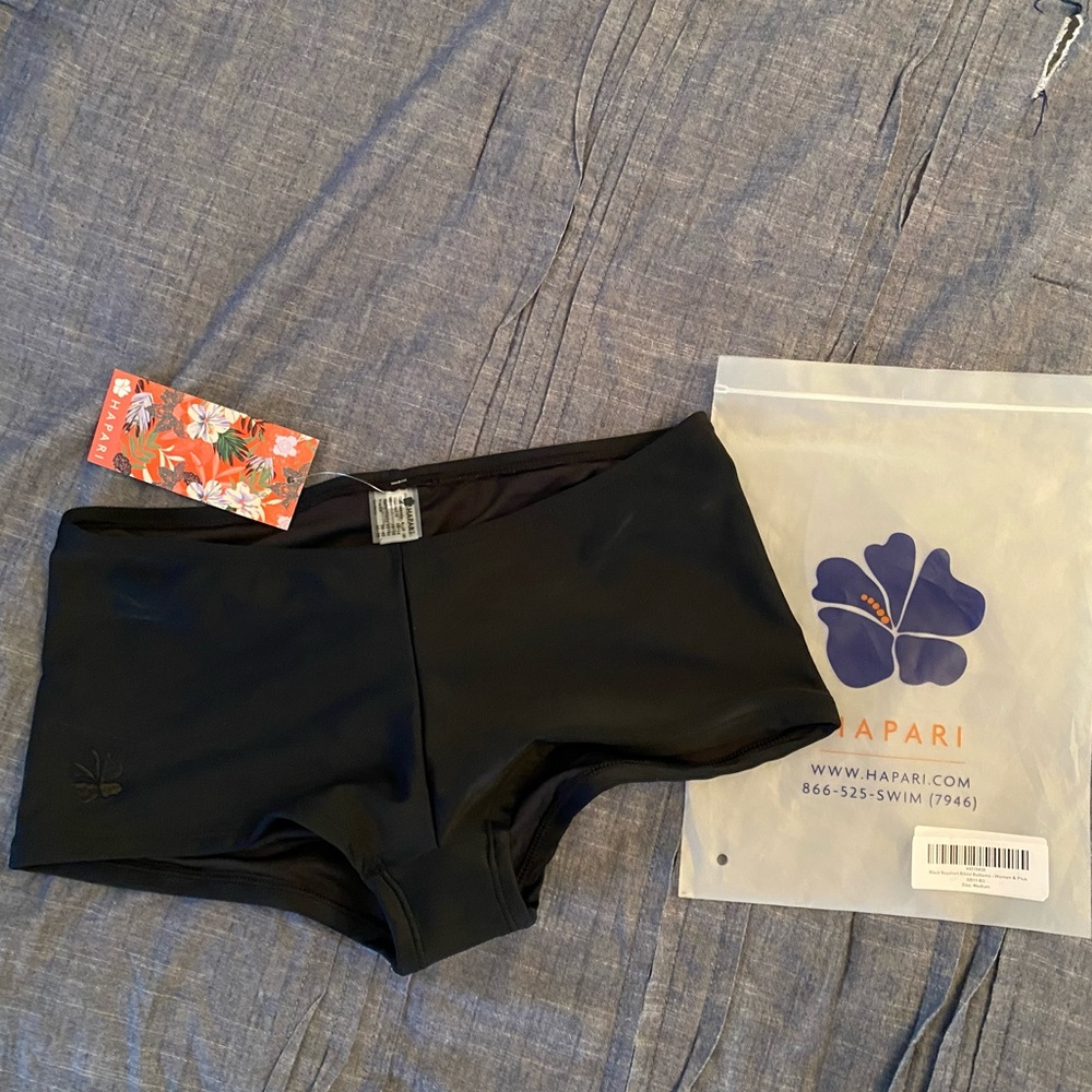 NWT&L Hapari Black Boyshort bottoms